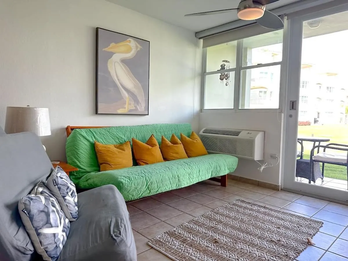 Los Reyes Beach Front Bliss Apartment Isabela